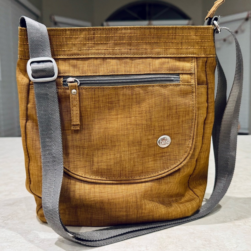 Haiku Jaunt Crossbody Bag